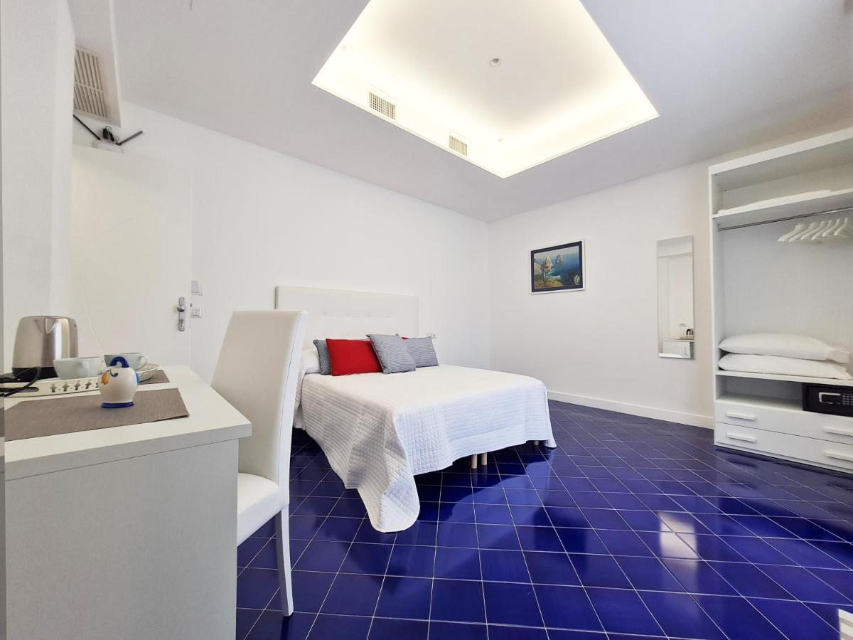 Domus Sole Bed and Breakfast Sorrento Exteriör bild